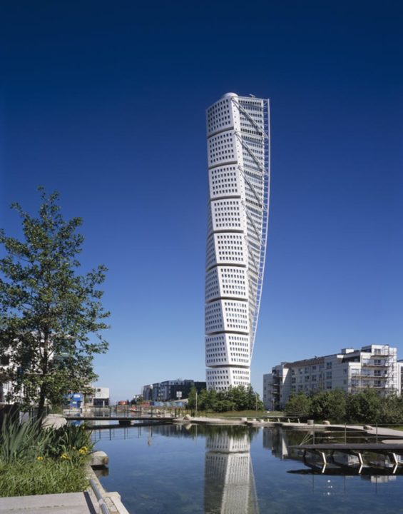 Santiago Calatrava - Turning Torso in Malmo